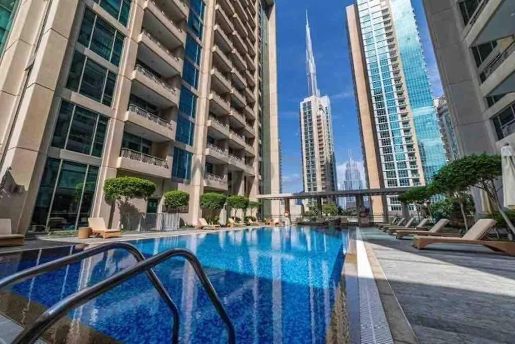 Apartment Condo At Heart Of Downtown Next To Burj Khalifa Dubai United Arab Emirates