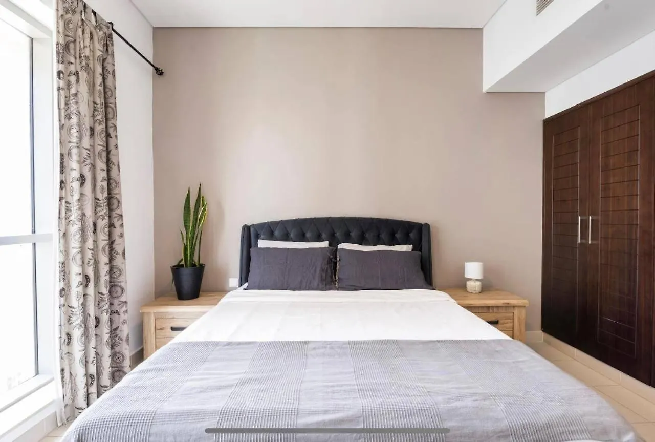 Condo At Heart Of Downtown Next To Burj Khalifa Dubai Apartment