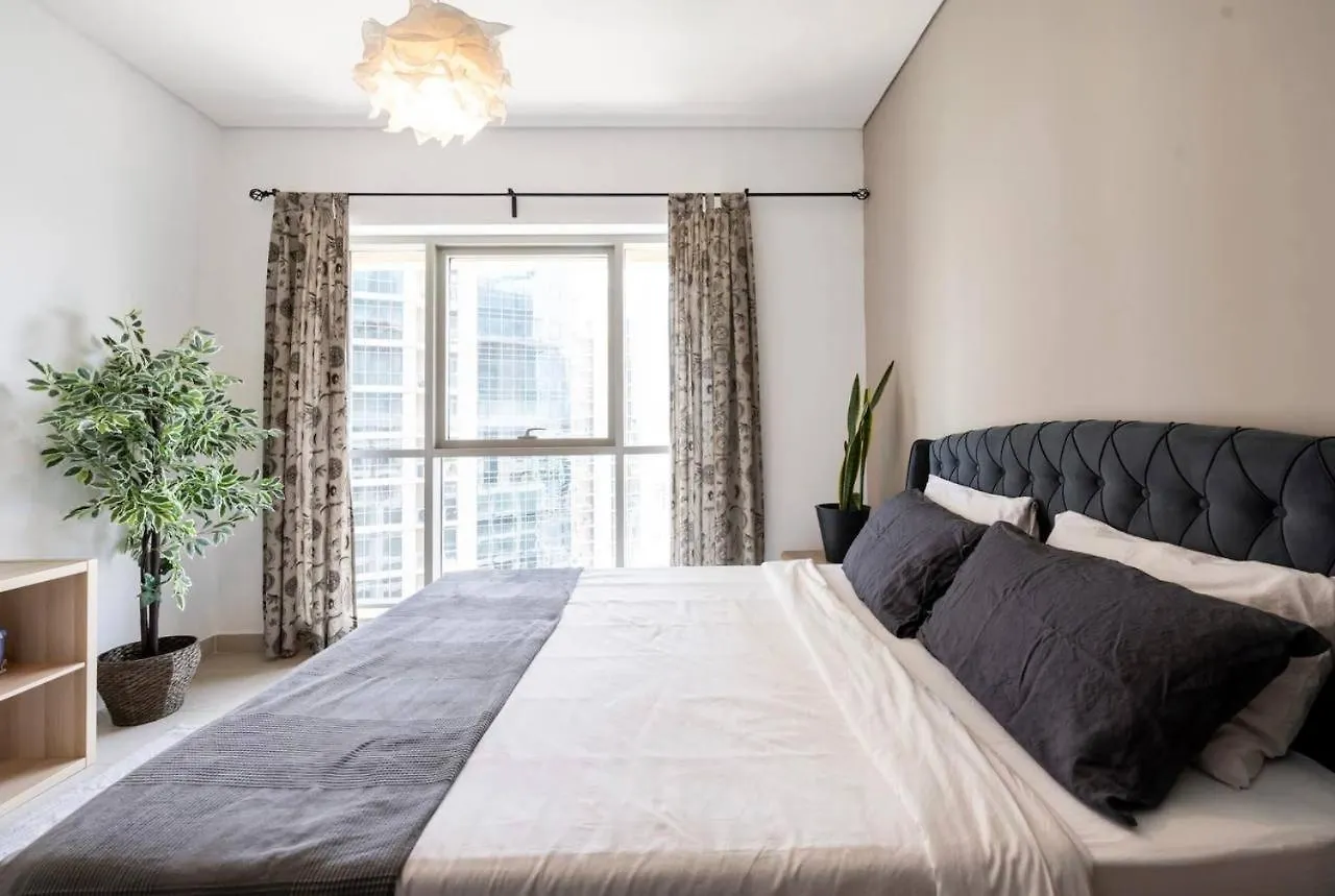 Condo At Heart Of Downtown Next To Burj Khalifa Dubai Apartment